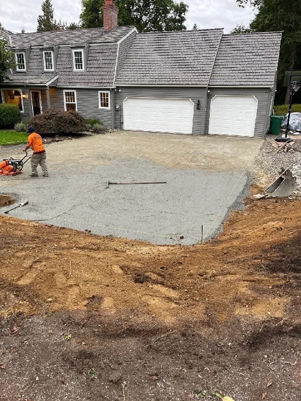 Sand Finish Concrete Driveway & Power Wash - Woodinville - Image 7